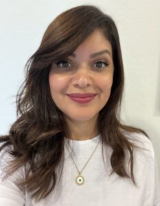 Profilfoto von Praxismanagerin Sirlene Ribeiro-Rühl